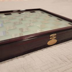 IN-N-OUT GLASS CHESS BOARD