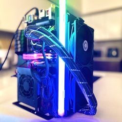 Liquid cooling small gaming pc desktop computer i7 8700k 32gb ram gtx 1080 1tb ssd