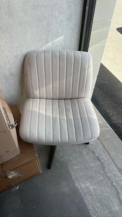 Desk chair