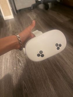 Meta Oculus quest 3S !NEED TO SELL FAST!! Usually $300 only 125!