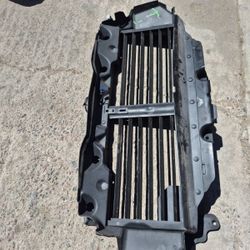 Chevy Colorado Grille Shutter Oem