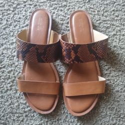 Women's Size 9.5 Sandals Pick Up In Florence KY 