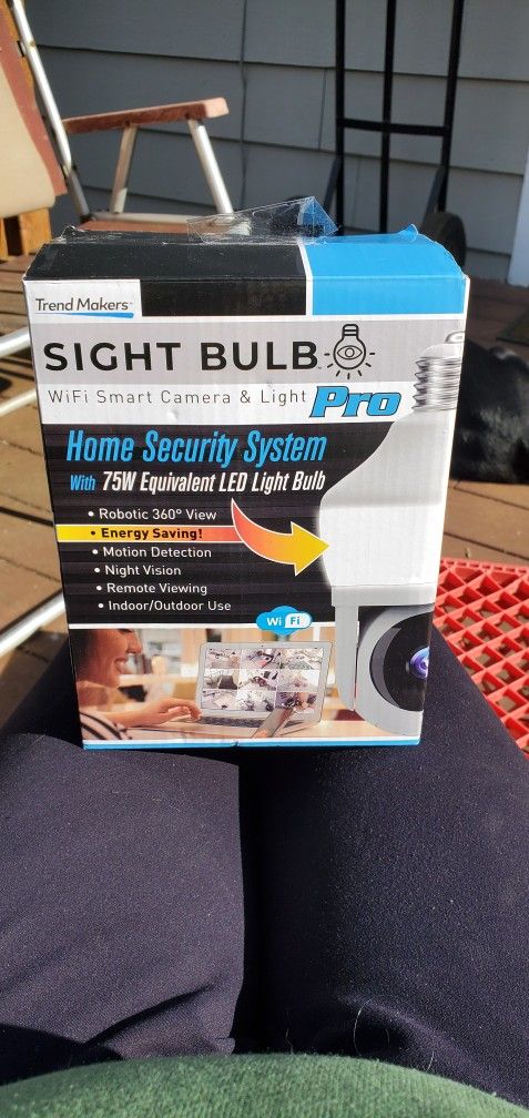 WiFi Smart Camera & Light Pro