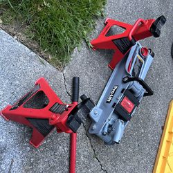 2 Ton Jack And Jack Stands 