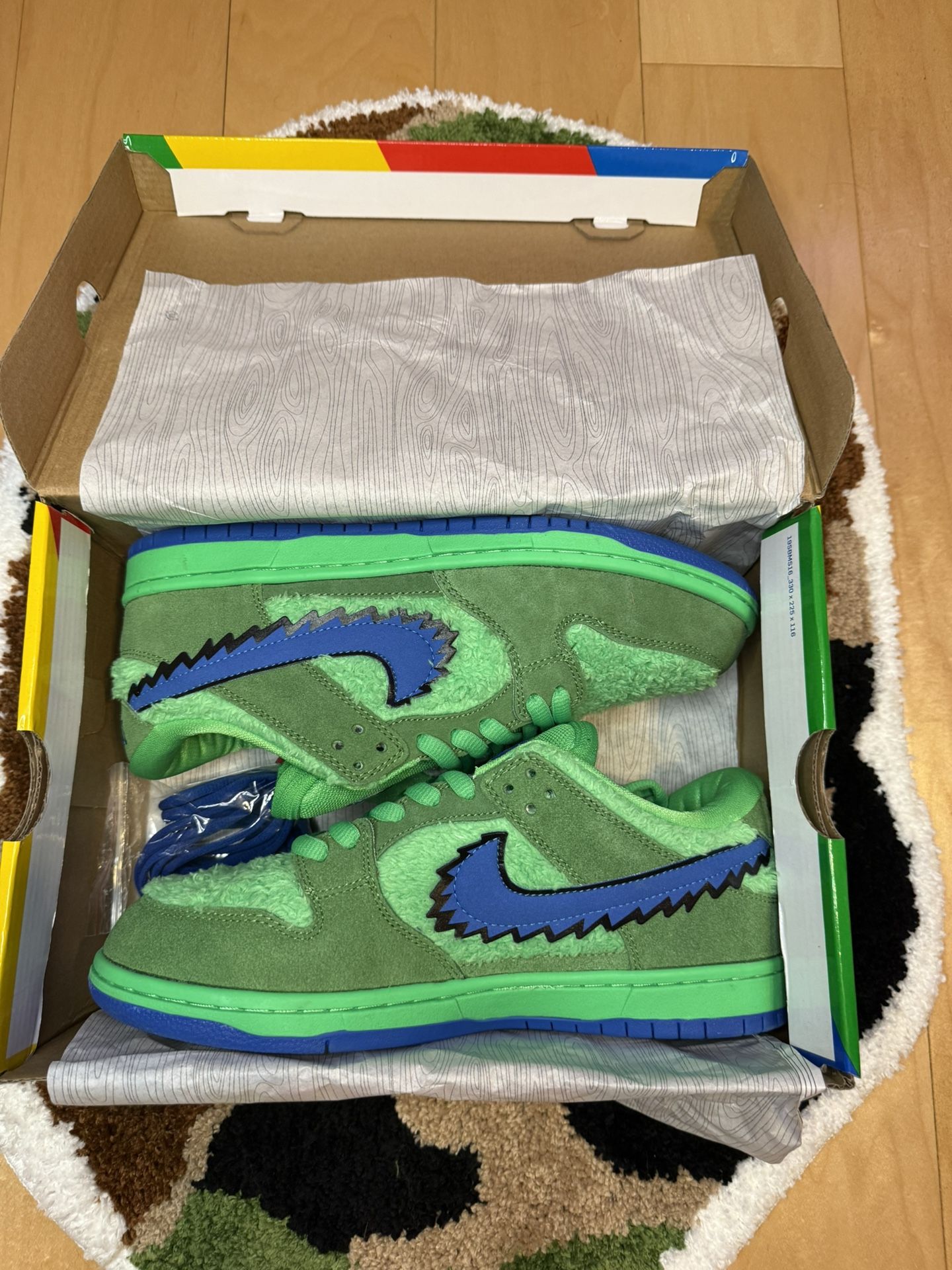 Nike SB Dunk Low, Grateful Dead Green Bear
