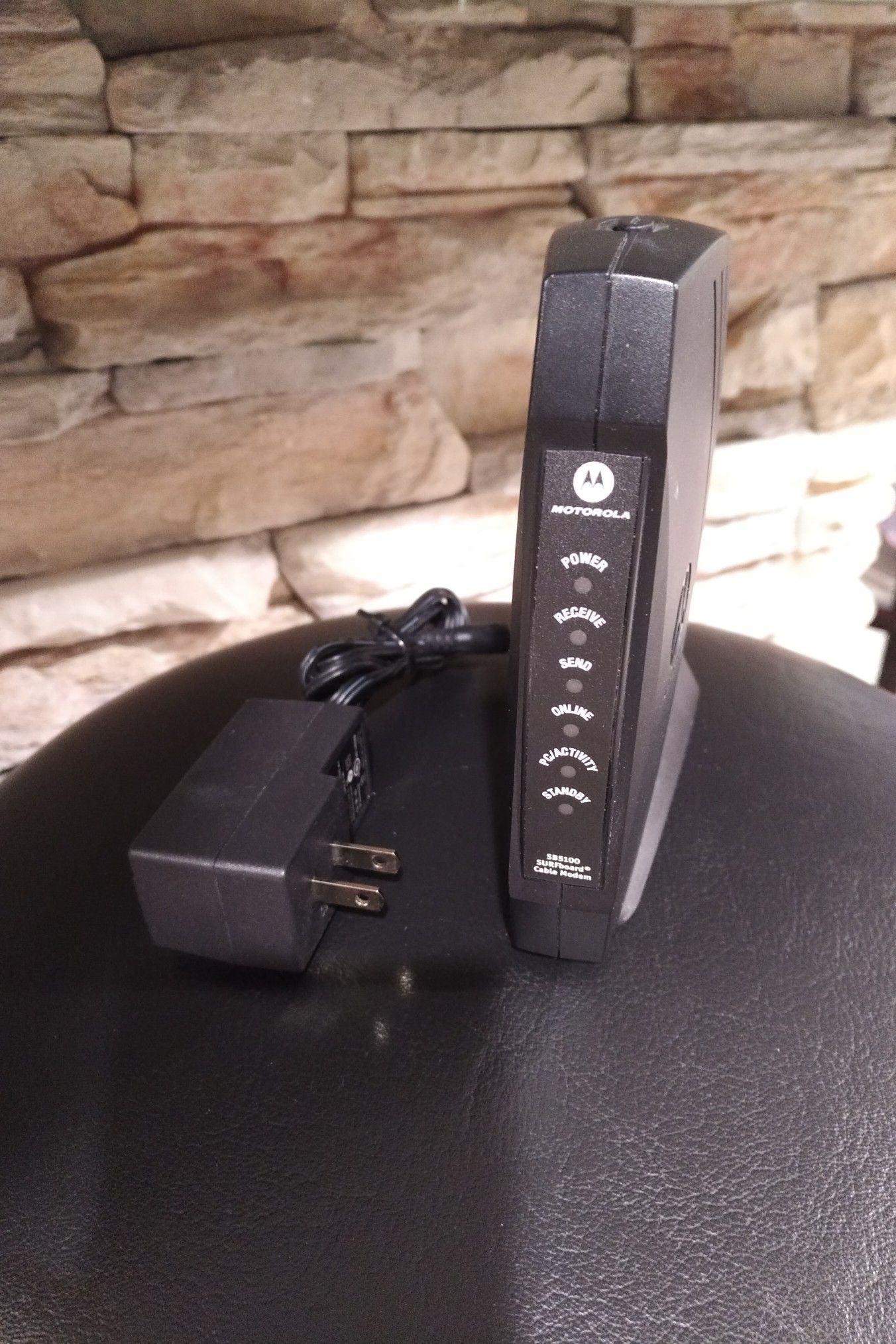 Motorola Surfboard SB5100 cable modem