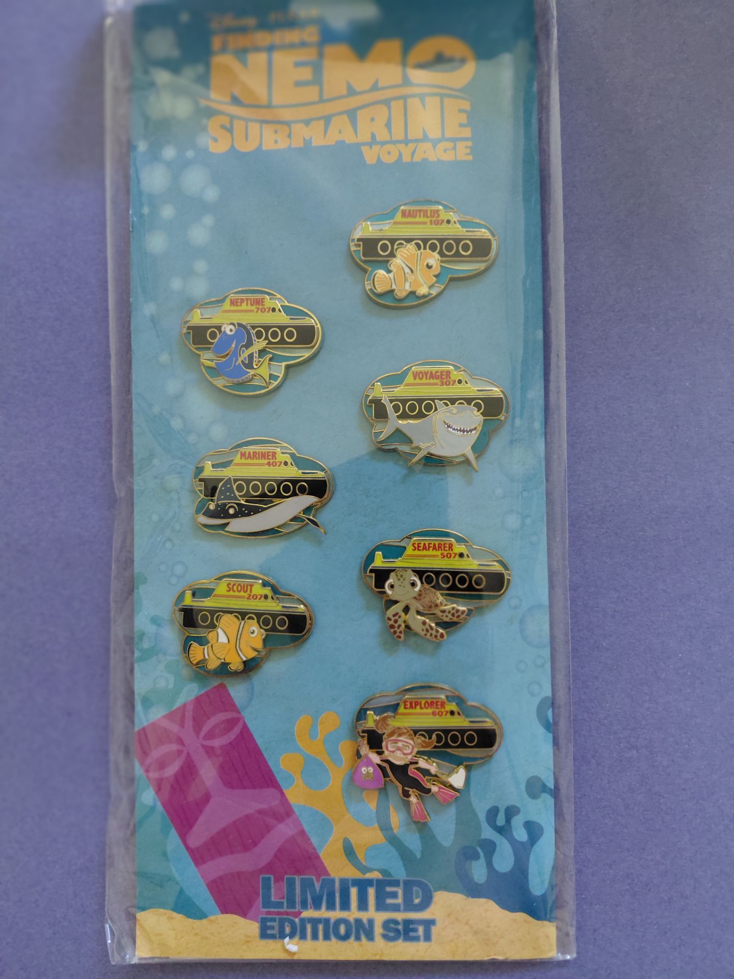 Disney Pixar Finding Nemo Submarine voyage LE pin set 2008