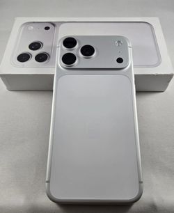 iPhone 17pro max 256 gb unlocked any carrier 850