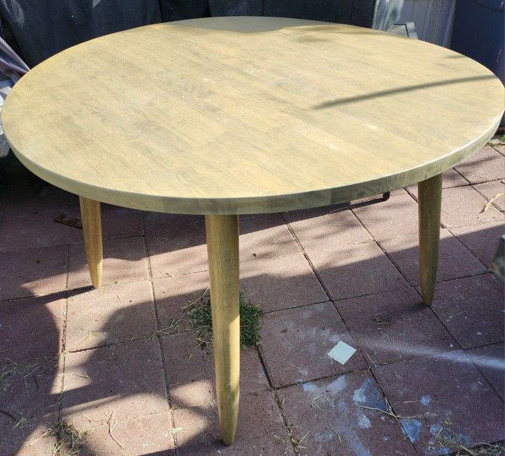 Round Dining Table