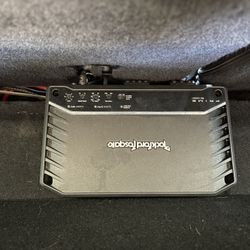 Rockford Fosgate Amp