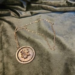 Flower Pendant 