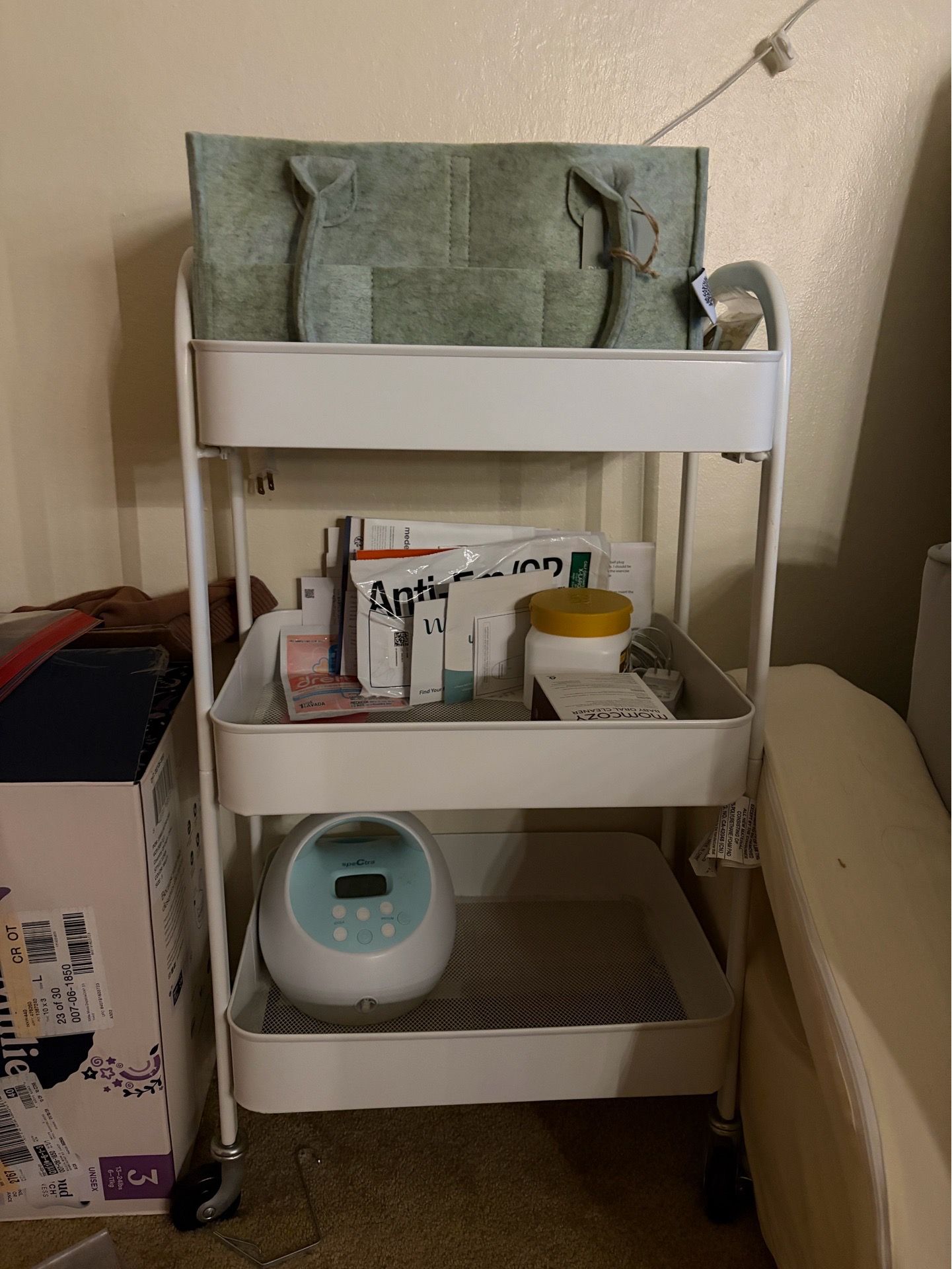 Craft cart/ nursing cart