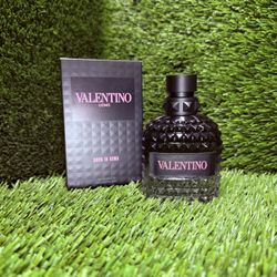 Valentino Uomo Born in Roma Black Bottle