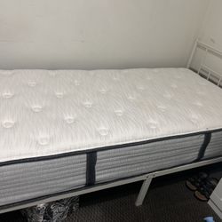 Twin Bed & Bed Frame 