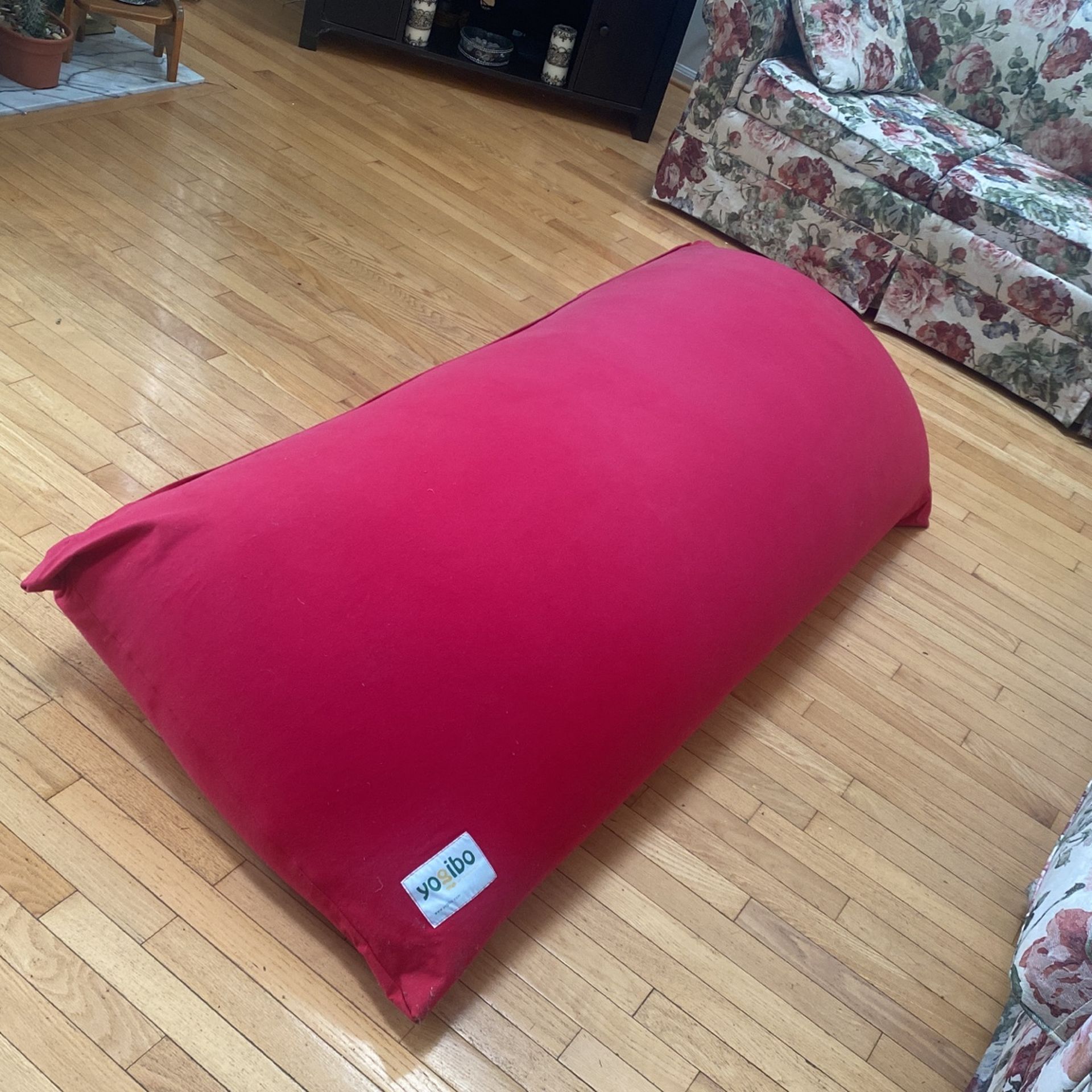 Yogibo Max Bean Bag - Excellent Condition!