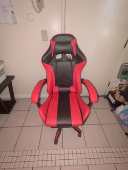 Red and Black Racing Style Gaming Chair