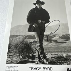 🎶 Signed Tracy Byrd Photo – 1990s Country Music Autograph