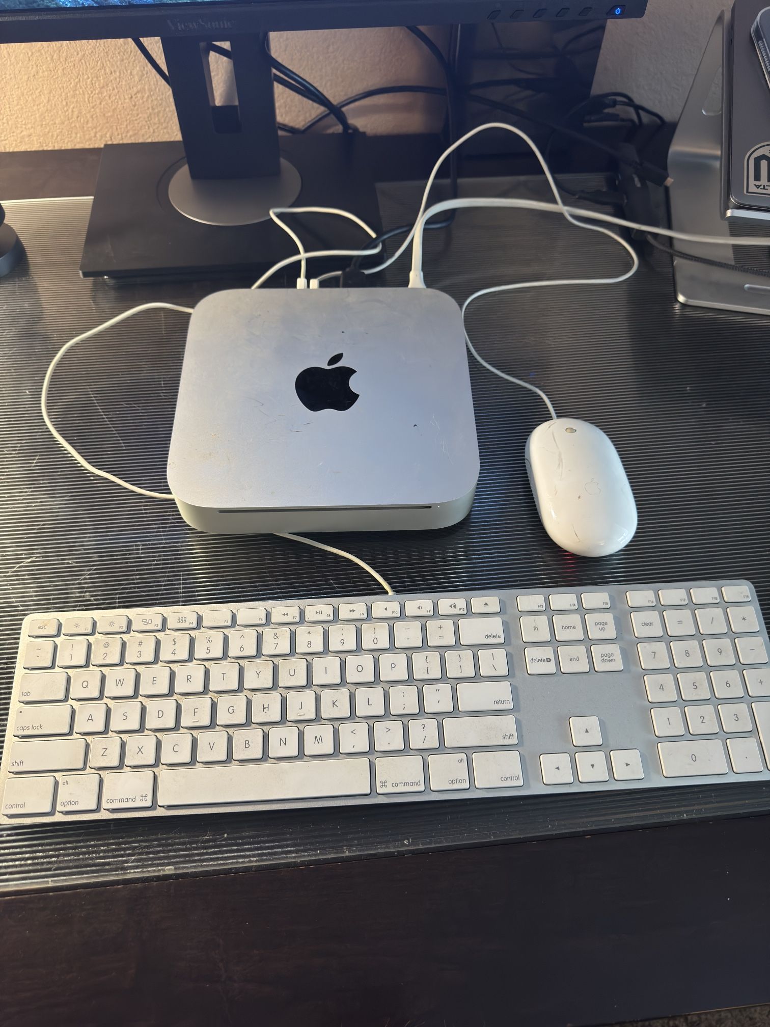 Apple Mac Mini 2010