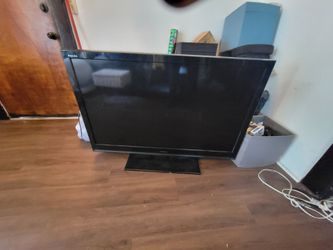 52" Toshiba REGZA® 1080p LCD HDTV
