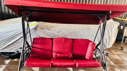 3-Seat Outdoor Canopy Swing