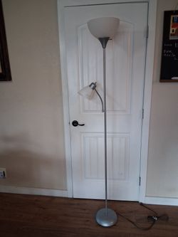 Floor lamp