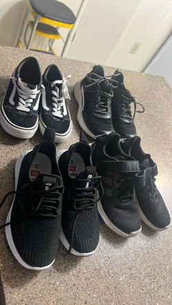 Boys shoes