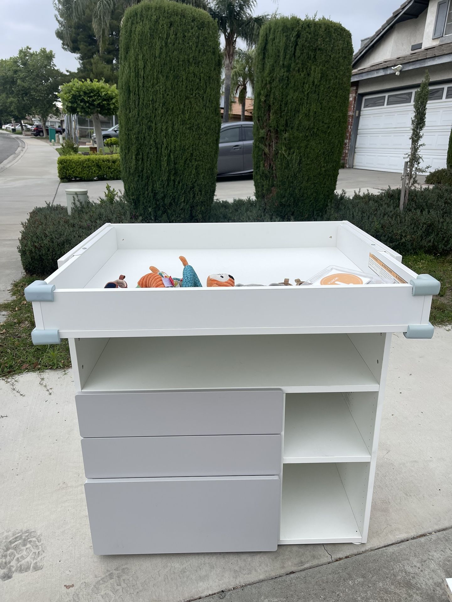 Changing Table
