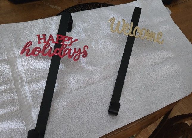 2 Door Wreath Holders