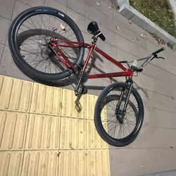 Throne Bike For Sell Everything Works Good has New breaks 