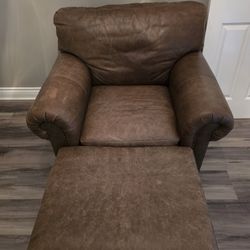 Leather Chair with Ottoman – Distressed Brown Lay Z Boy