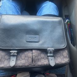 Black And Leather Coach Men’s Bag Used Once 