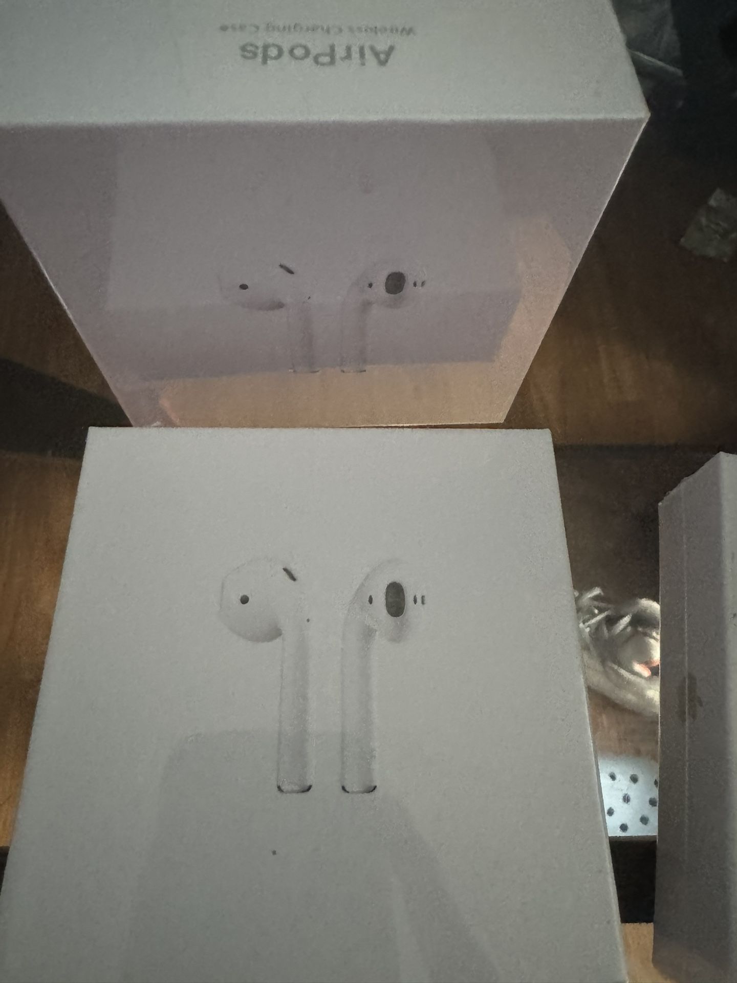 Airpods w/ MagSafe charging cord