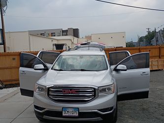 2018 GMC Acadia