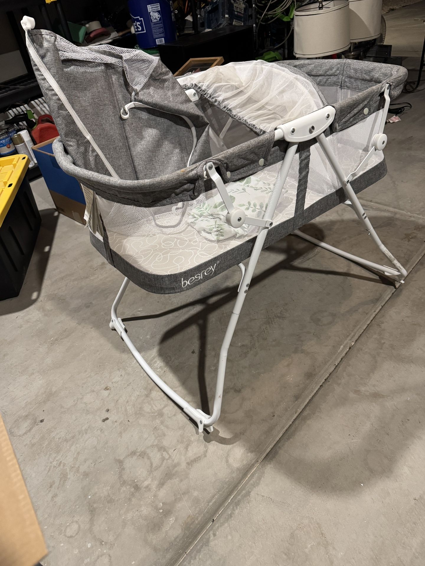 Bassinet rocker