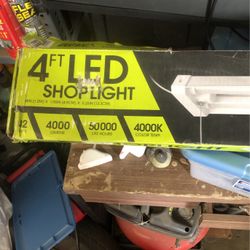 LED Shoplight 