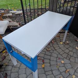 IKEA PAHL Desk, Great Condition