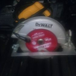 DeWalt Corded Saw
