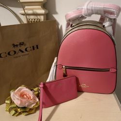 💕🌸New Coach Elegant Backpack And Wristlet