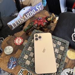 Iphone 11 Pro 256GB Gold Unlocked Any Carrier
