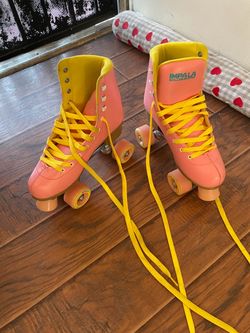 Women’s roller skates