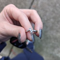 Diamond Ring - 14k White Gold With Diamonds Size 7