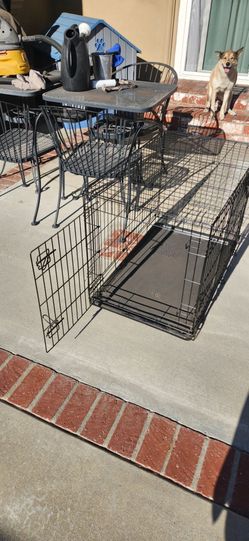 Dog crate