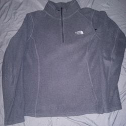 North Face Pull Over
