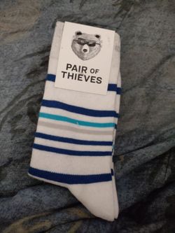 Men's Pair of Theives socks