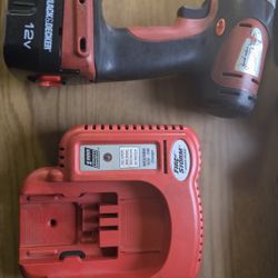 Black And Decker Bit Driver With Fast Charger And Battery 