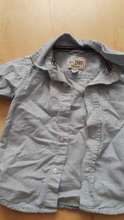 Toddler shirt size 18-24 m