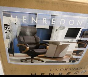 NEW IN BOX EXECUTIVE OFFICE CHAIR