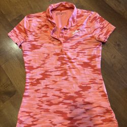 Woman’s Nike dry fit golf polo shirt size extra small shipping available