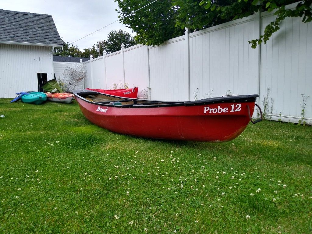 Mohawk probe12 white water canoe for Sale in Arlington, WA OfferUp
