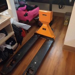 Uline Pallet Jack With Built  scale H-2(contact info removed)lb